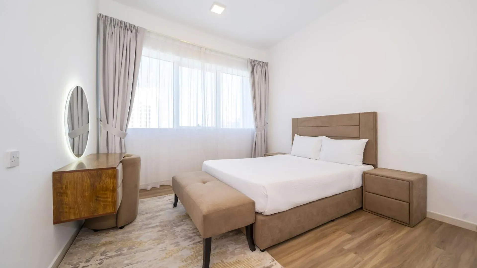 Spacious 4-Br In Horizon Tower, Marina Dubai